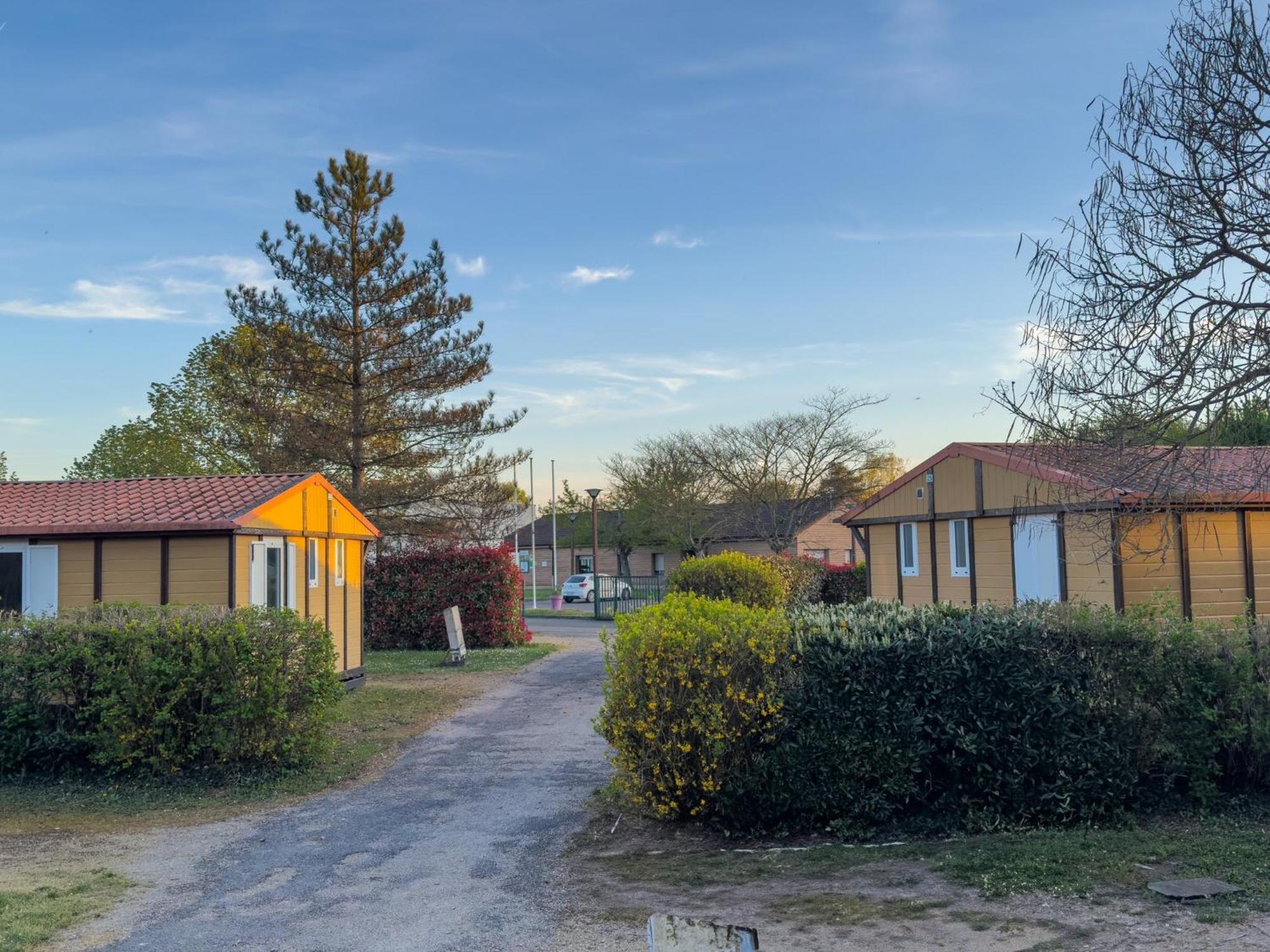 Onlycamp Camping Le Champ D'Ete Reyssouze Экстерьер фото